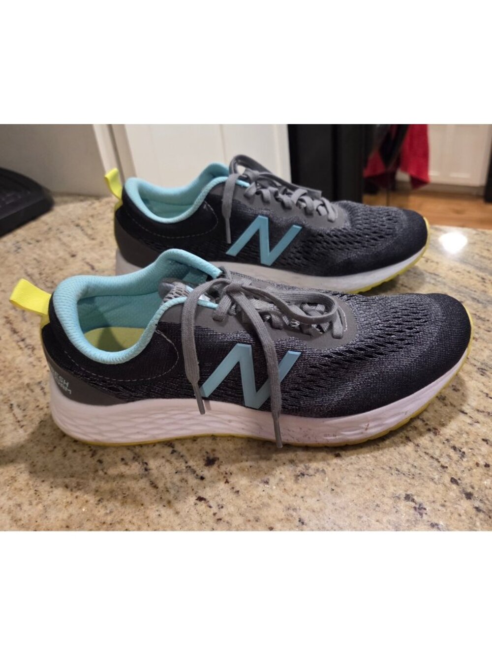 New Balance Womens Fresh Foam Arishi V3 Gray Mint Sneaker Shoes WARISSC3 Size 9